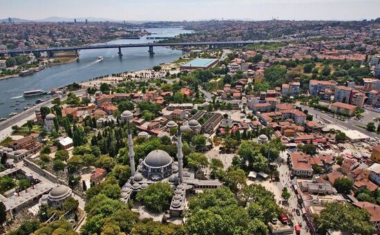 İSTANBUL LALE BAHÇELERİ,ORTAKÖY,EYÜPSULTAN,PİERRE LOTİ TURU 23 NİSAN 2025