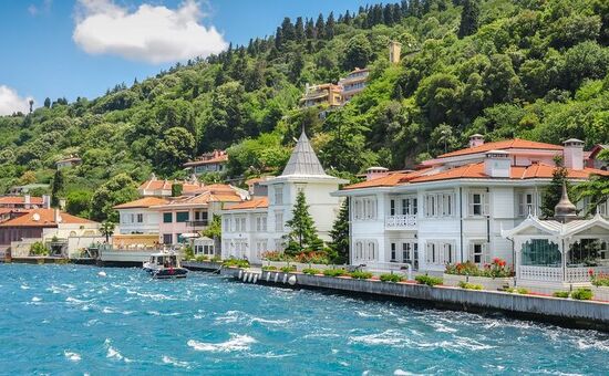 GÜNÜBİRLİK ÖZEL TEKNE İLE İSTANBUL ADALAR  (BÜYÜKADA-HEYBELİADA) VE EMİNÖNÜ TURU 07 EYLÜL 2025