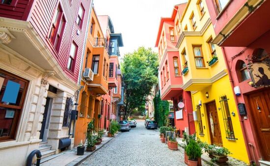 GÜNÜBİRLİK ÜSKÜDAR-KUZGUNCUK-BEYLERBEYİ SARAYI TURU 19 EKİM 2025