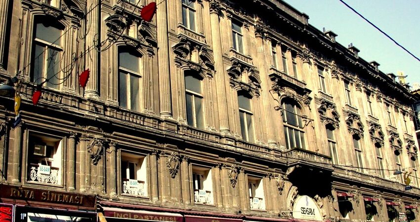 GÜNÜBİRLİK İSTANBUL TAKSİM,BEYOĞLU,İSTİKLAL,GALATA TURU 8 EKİM 2023