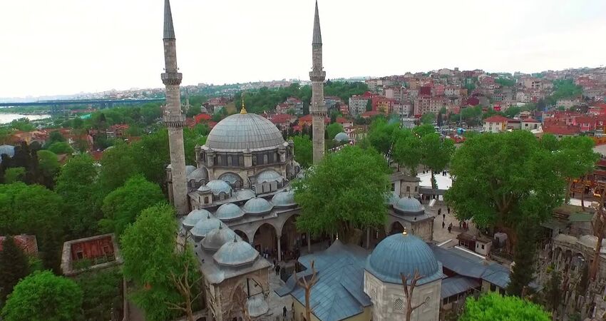 İSTANBUL LALE BAHÇELERİ,ORTAKÖY,EYÜPSULTAN,PİERRE LOTİ TURU 5 NİSAN 2025