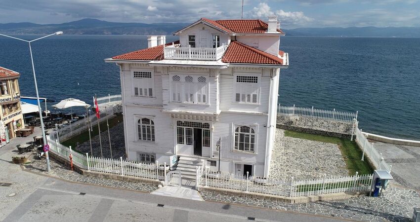 GÜNÜBİRLİK CUMALIKIZIK,GÖLYAZI,ULUBAT GÖLÜ,TRİLYE,MUDANYA TURU 15 HAZİRAN 2025