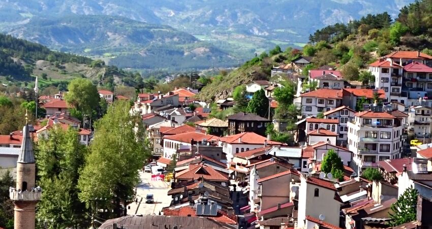 YEDİGÖLLER-ABANT-MUDURNU-GÖYNÜK-TARAKLI TURU 25-26 EKİM 2025