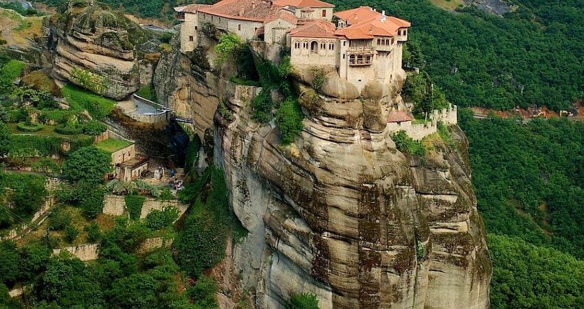 YUNANİSTAN METEORA ATİNA VE SELANİK TURU 22-26 EKİM 2025