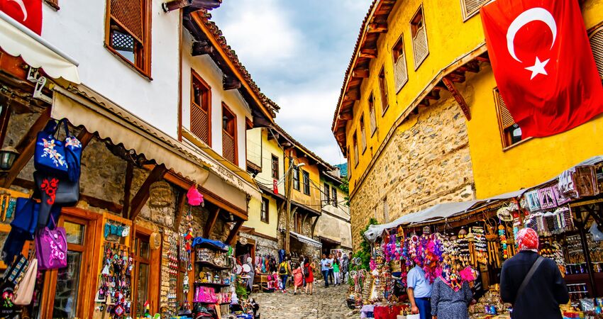 GÜNÜBİRLİK CUMALIKIZIK KÖYÜ VE BURSA TURU 11 EKİM 2025