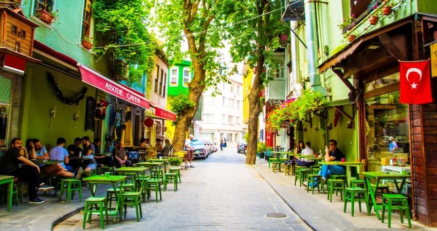 GÜNÜBİRLİK ÜSKÜDAR-KUZGUNCUK-BEYLERBEYİ SARAYI TURU 19 EKİM 2025