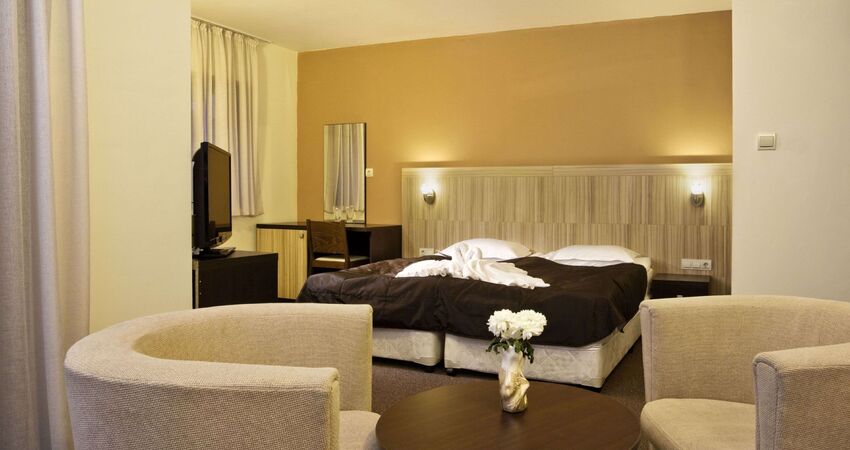 BULGARİSTAN BANSKO KAYAK TATİLİ 17-20 OCAK 2026 (CASA KARINA HOTEL)