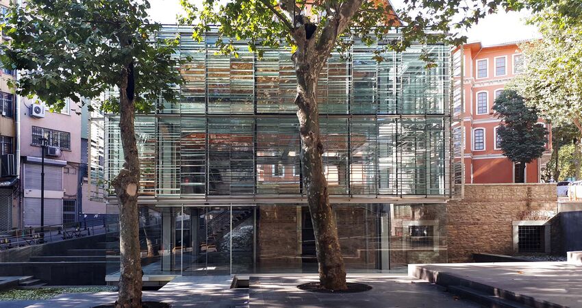 İSTANBUL TARİHİ YARIMADA TOPKAPI-AYASOFYA-YEREBATAN-SULTANAHMET-GÜLHANE TURU 04 OCAK 2026