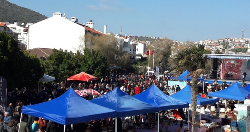 SEVGİLİLER GÜNÜNE ÖZEL DATÇA BADEM ÇİÇEĞİ FESTİVALİ TURU 13-15 ŞUBAT 2026