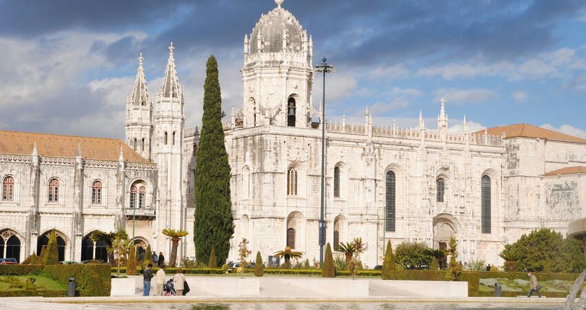 GRAND İSPANYA ENDÜLÜS ve PORTEKİZ TURU 18-25 TEMMUZ 2026