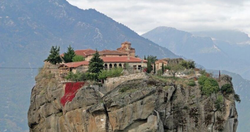 YUNANİSTAN METEORA ATİNA VE SELANİK TURU 29 NİSAN-03 MAYIS 2026