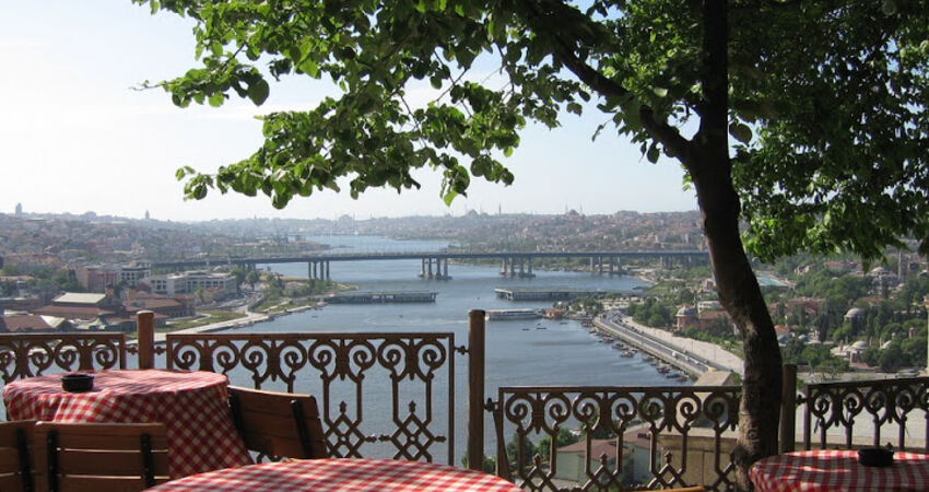 EMİRGAN LALE BAHÇELERİ-ORTAKÖY-EYÜP SULTAN-PİERRE LOTİ TURU 2 MAYIS 2026