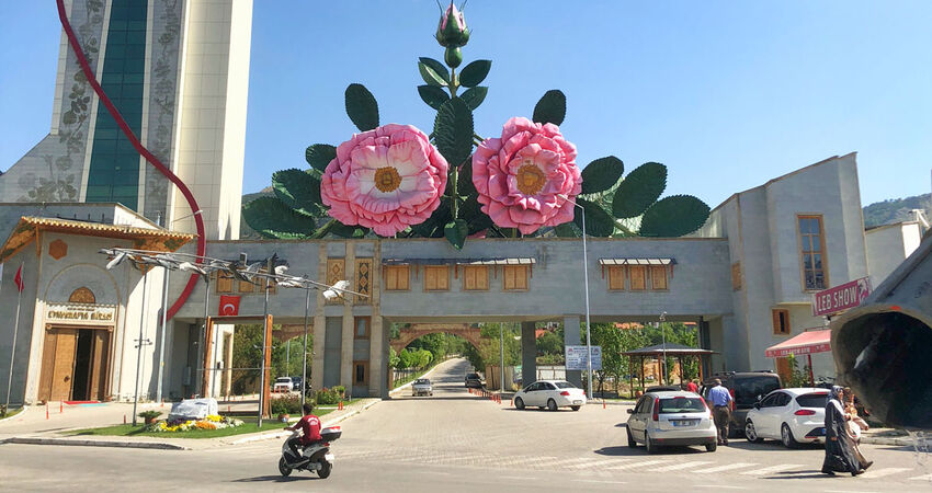 ISPARTA LAVANTA TARLALARI,SALDA GÖLÜ ve PAMUKKALE TURU 03-05 TEMMUZ 2026
