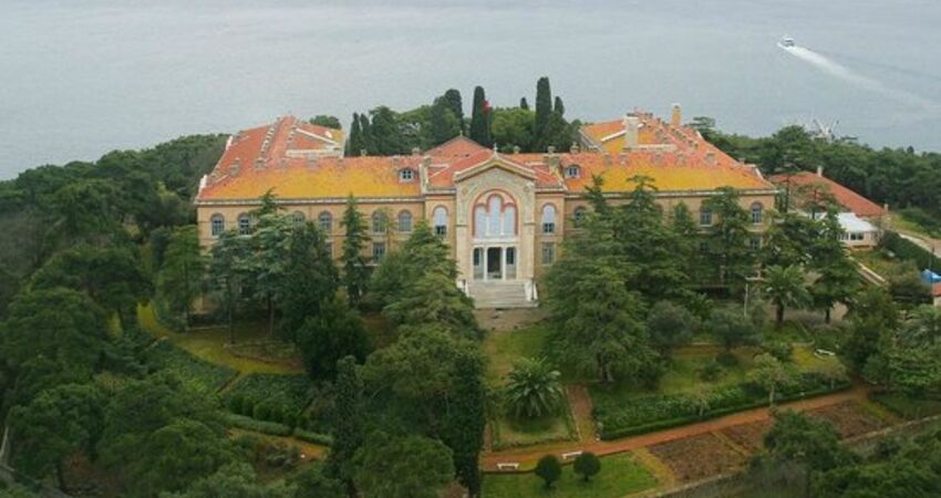 GÜNÜBİRLİK ÖZEL TEKNE İLE İSTANBUL ADALAR  (BÜYÜKADA-HEYBELİADA) VE EMİNÖNÜ TURU 8 AĞUSTOS 2026